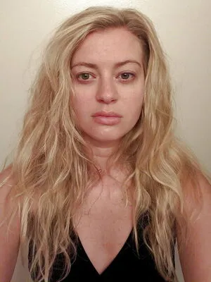 Elyse Willems / elysewillems nude photo #0038