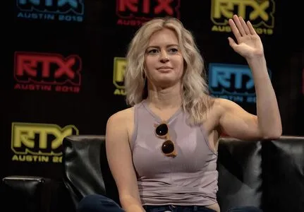 Elyse Willems / elysewillems nude photo #0056