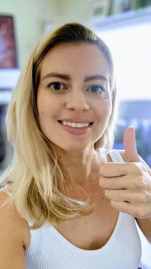Elyse Willems / elysewillems фото голая #0071