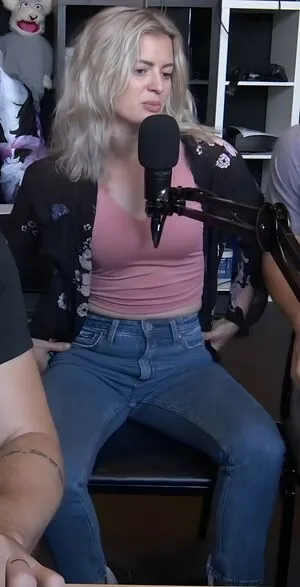 Elyse Willems / elysewillems фото голая #0074