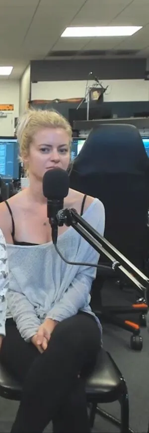 Elyse Willems / elysewillems фото голая #0155