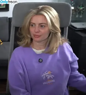 Elyse Willems / elysewillems nude photo #0267