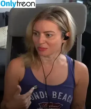 Elyse Willems / elysewillems nude photo #0303