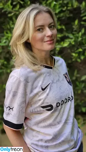 Elyse Willems / elysewillems nude photo #0311