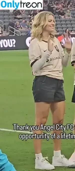 Elyse Willems / elysewillems nude photo #0313