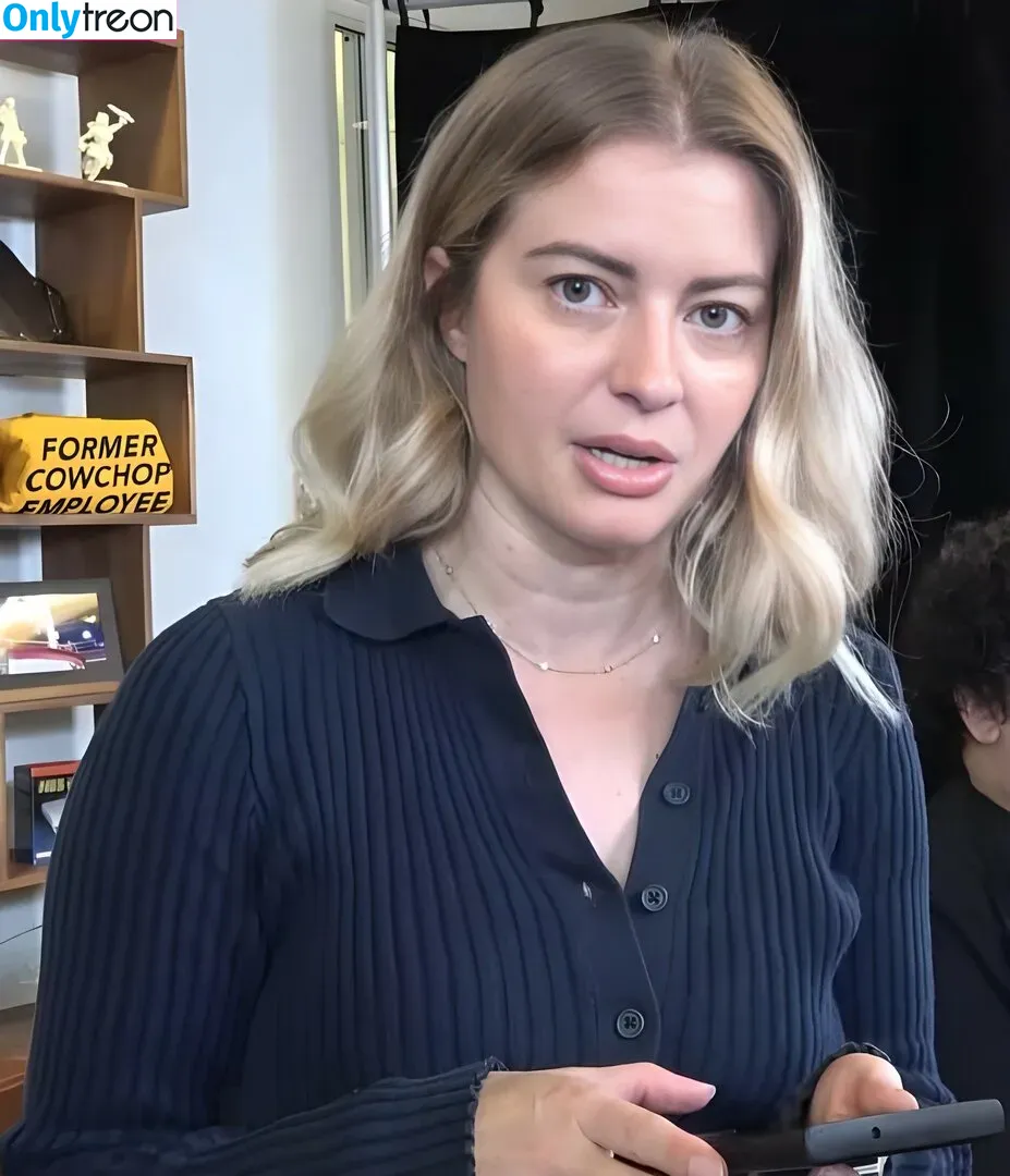 Elyse Willems голая photo #0087 (elysewillems)