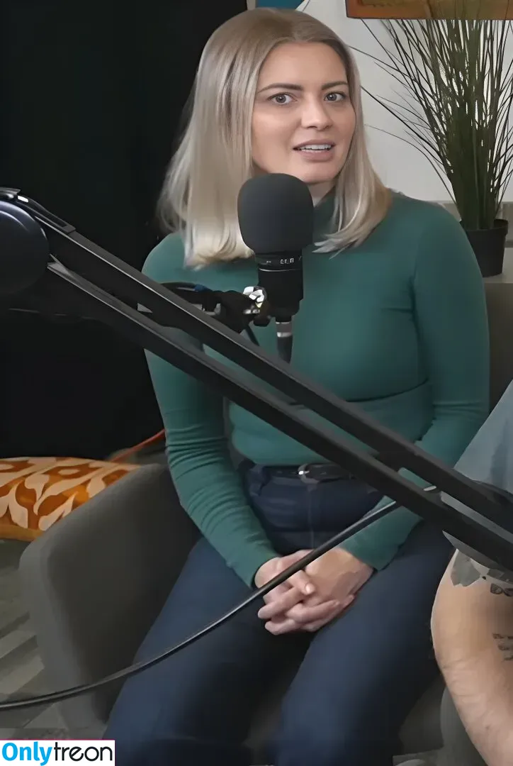 Elyse Willems голая photo #0138 (elysewillems)