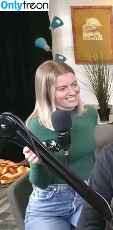 Elyse Willems nude photo #0148 (elysewillems)