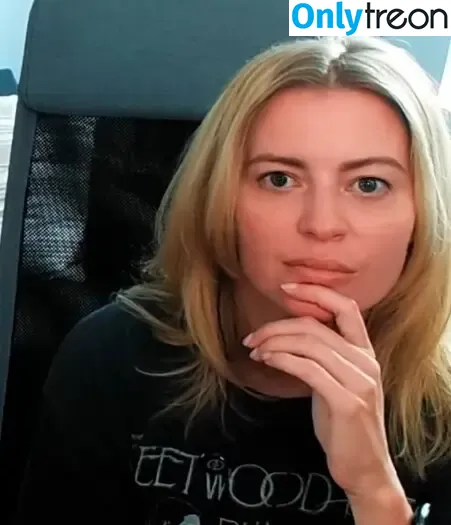 Elyse Willems nude photo #0316 (elysewillems)