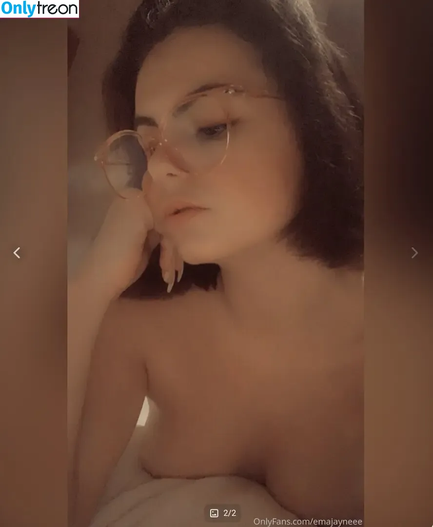 EmaJayNee nude photo #0006 (EmaJaneWhite / emajane.white)
