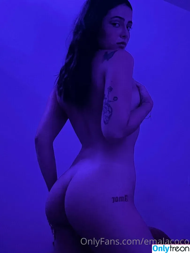 emalacoco nude photo #0003 (emalacoco)