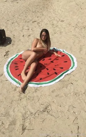 Emanuellecharbonneau nude photo #0004