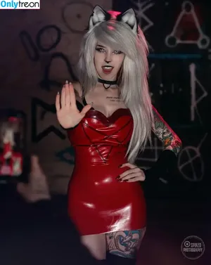 Ember Wolf / emberwolf / wolfiesantics nude photo #0313