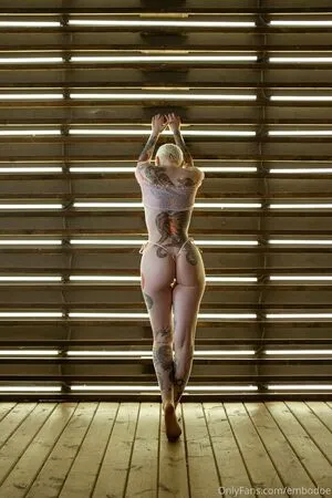 Embodoe nude photo #0116