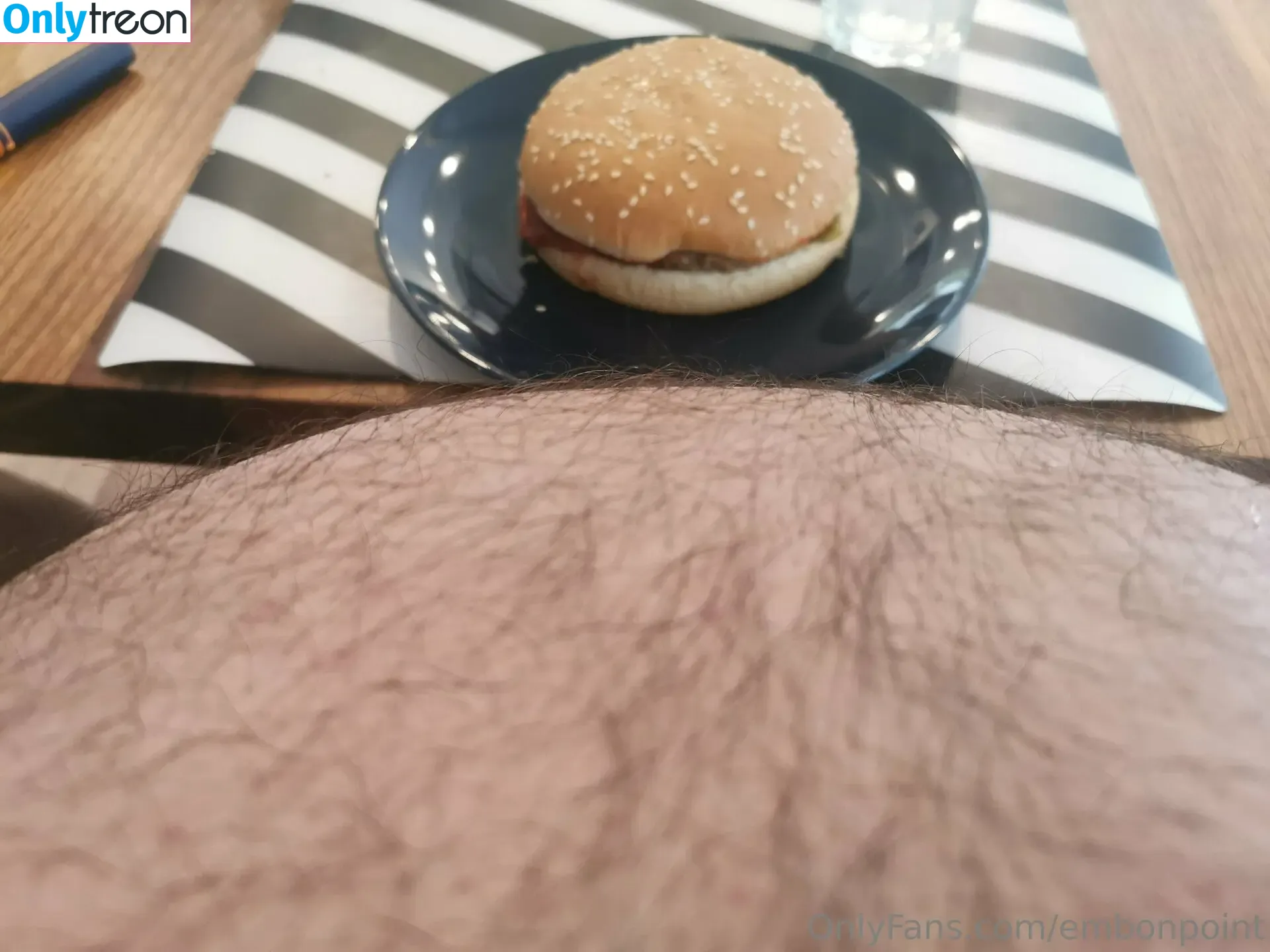 embonpoint nude photo #0101 (embonpoint)