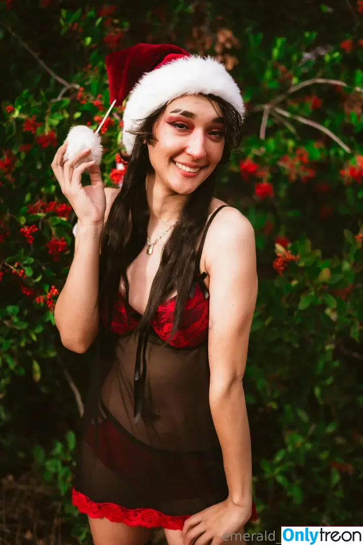 emerafaeley nude photo #0018 (emerafaeley)