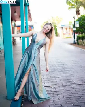 Emerald Gordon Wulf / emeraldgordonwulf / emeraldraw nude photo #0005