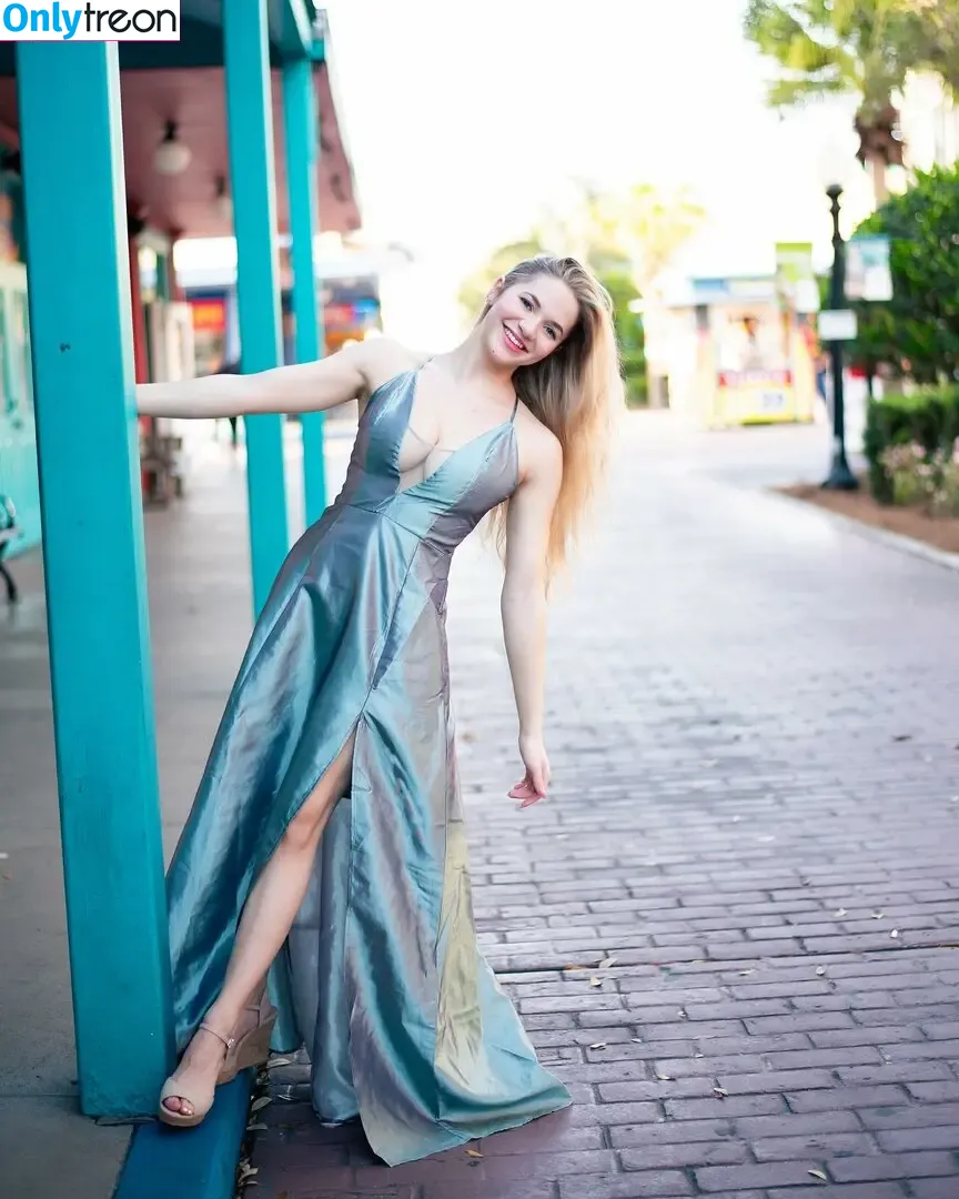 Emerald Gordon Wulf nude photo #0005 (emeraldgordonwulf / emeraldraw)