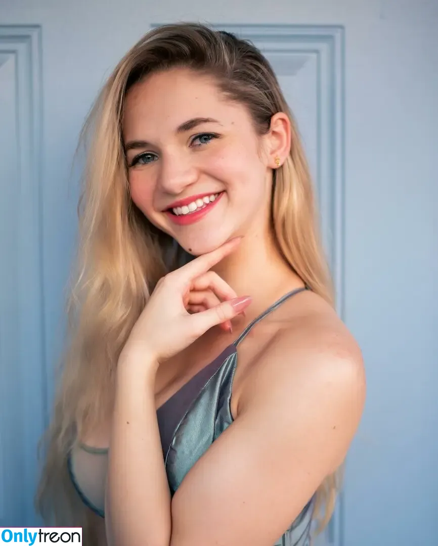 Emerald Gordon Wulf nude photo #0007 (emeraldgordonwulf / emeraldraw)