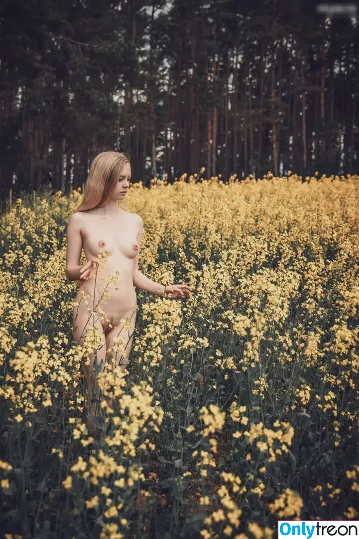 Emi Im Wunderland nude photo #0160 (Instagram / Model-Kartei / posts)