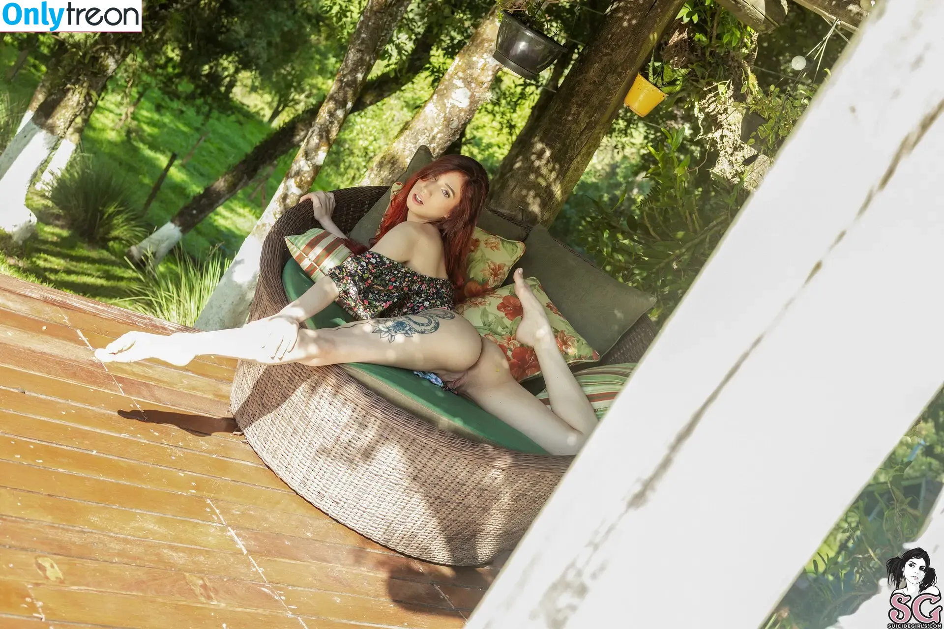 Emih Suicide голая photo #0140 (anyuser / emihsg_)