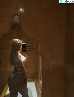  nude photo #0001