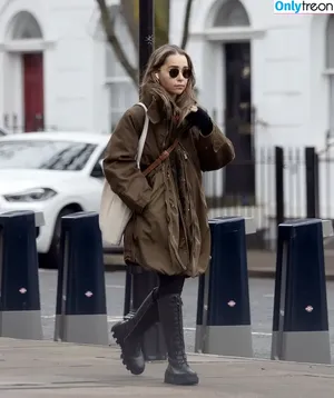 Emilia Clarke / clarkeyxo / emilia_clarke / emiliaclarke nude photo #1817