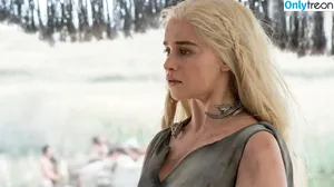 Emilia Clarke / clarkeyxo / emilia_clarke / emiliaclarke фото голая #2053