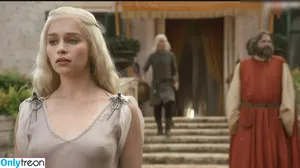 Emilia Clarke / clarkeyxo / emilia_clarke / emiliaclarke фото голая #2059