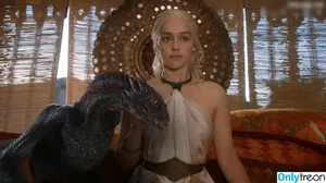Emilia Clarke / clarkeyxo / emilia_clarke / emiliaclarke фото голая #2070