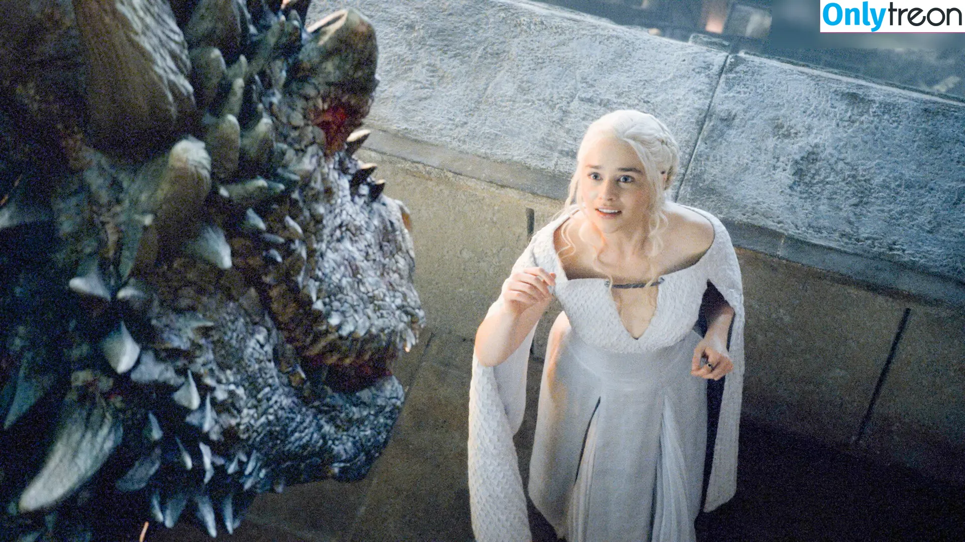 Emilia Clarke голая photo #2038 (clarkeyxo / emilia_clarke / emiliaclarke)