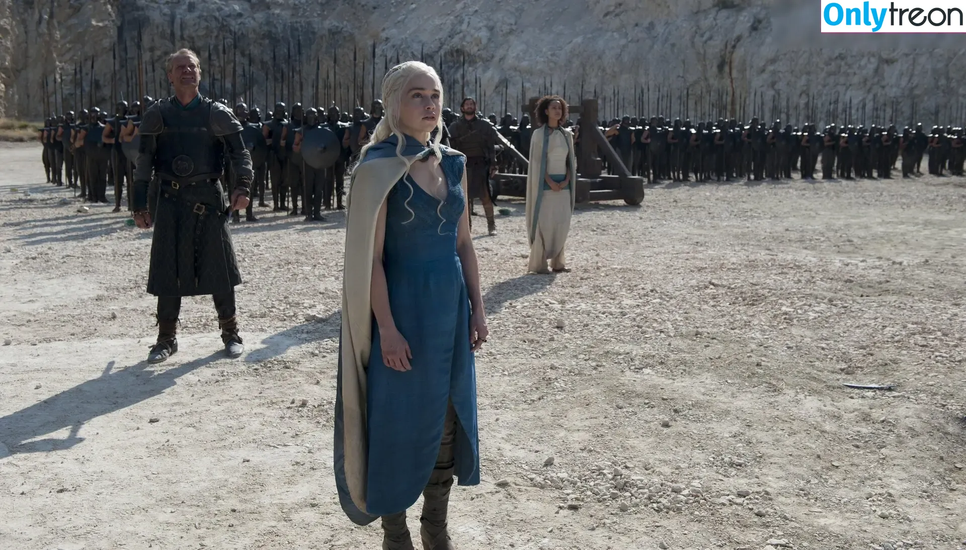 Emilia Clarke голая photo #2057 (clarkeyxo / emilia_clarke / emiliaclarke)