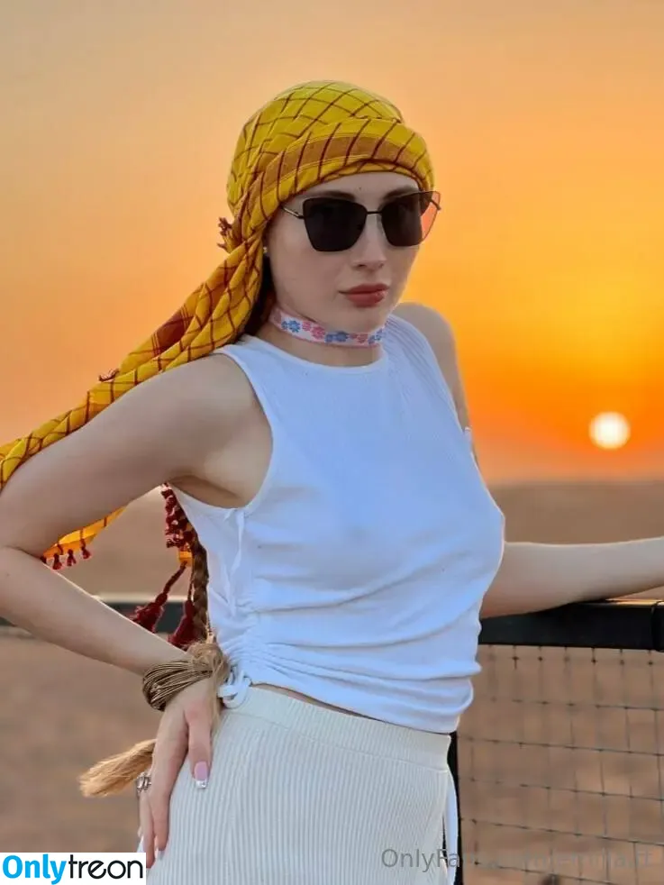 emilia.tt nude photo #0081 (emiliaa.tt)