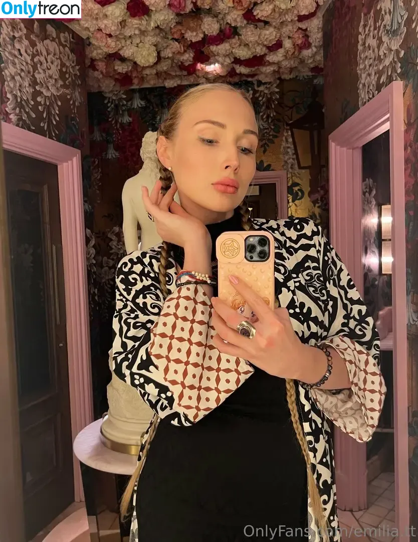 emilia.tt голая photo #0104 (emiliaa.tt)