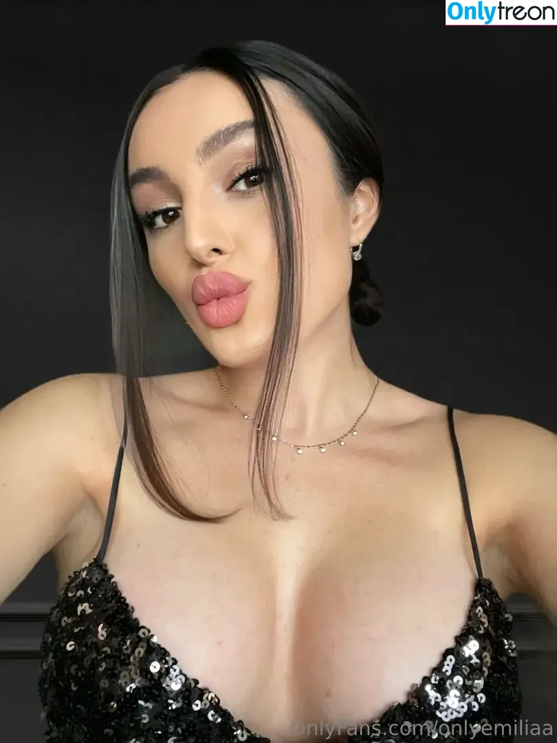 emilia_wonderfulvip nude photo #0011 (emilia_wonderfulvip)