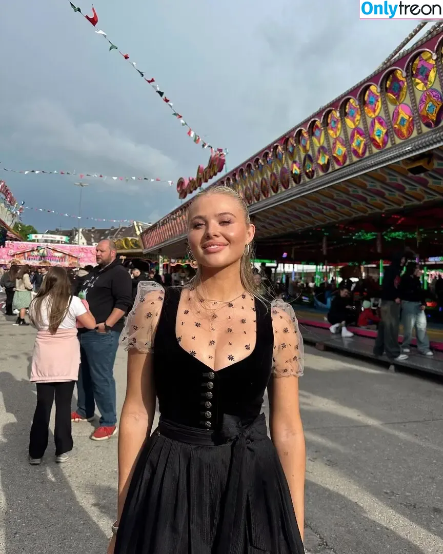 Emilia_wue голая photo #0180 (Emilia_wue)