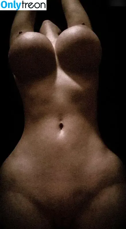 Emilia Zabberoni nude photo #0099 (artikleopard_artist)