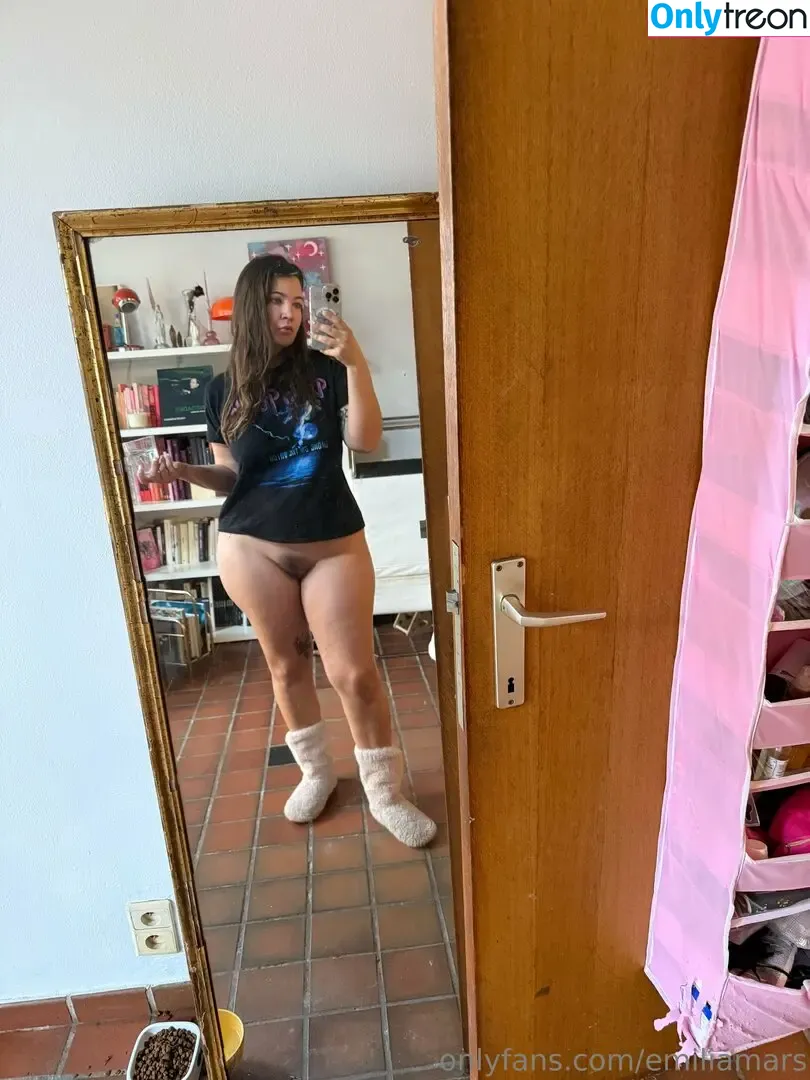 emiliamars голая photo #0360 (emiliamars)