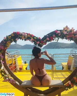 Emilly Cristinny / Emilly_Cristinny / emillysouza_09 / emilykristiexo nude photo #0004