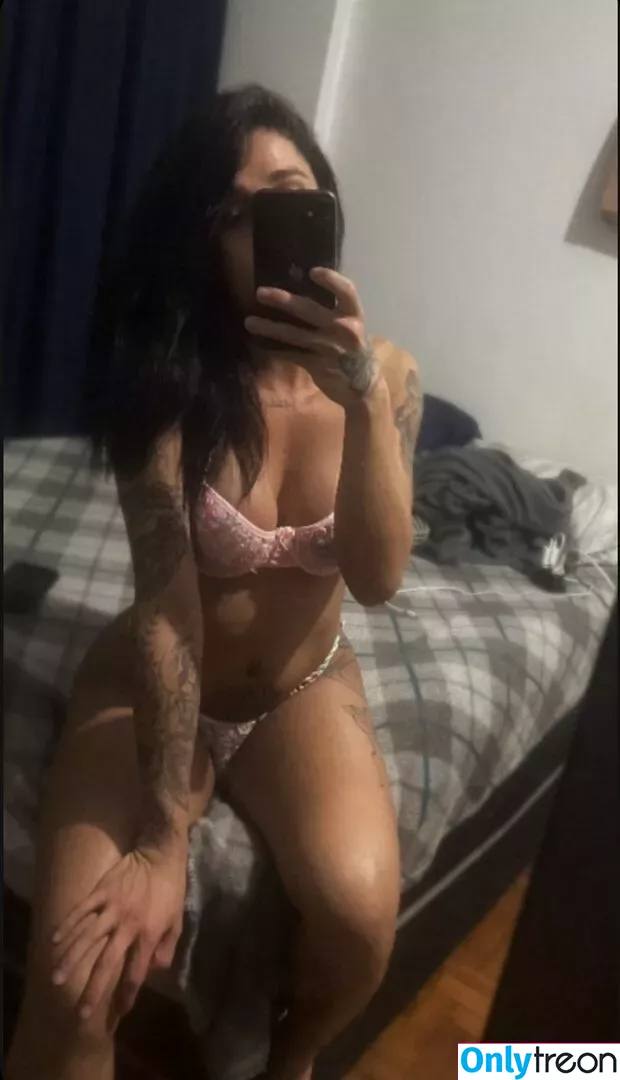 Emilly Vitória голая photo #0023 (Vitória Santos 🍑 / emillyvitorianogueira / v2711)