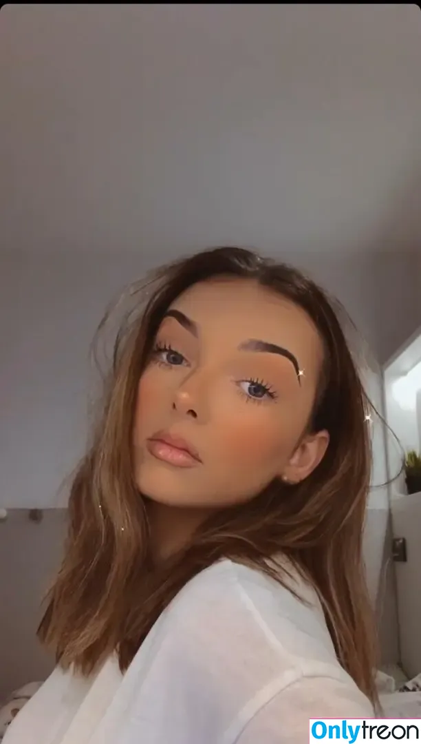 Emily Alys Johns голая photo #0023 (ems_alysxx)
