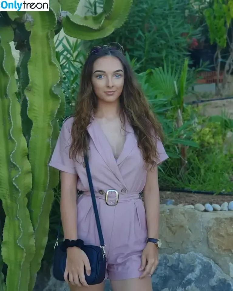 Emily Alys Johns голая photo #0028 (ems_alysxx)