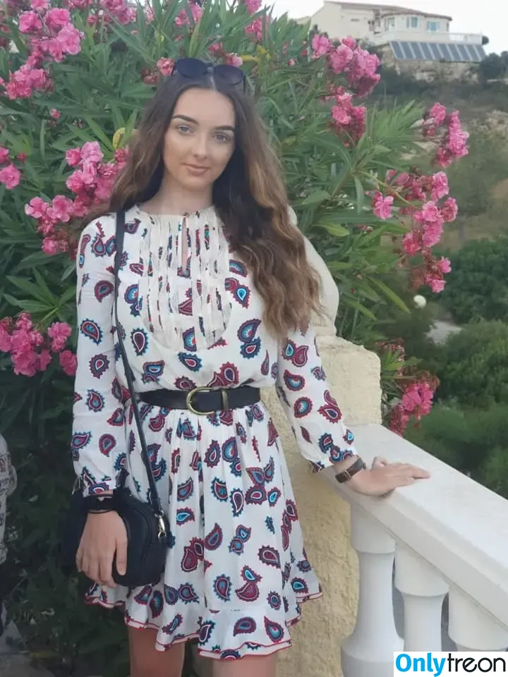 Emily Alys Johns голая photo #0034 (ems_alysxx)