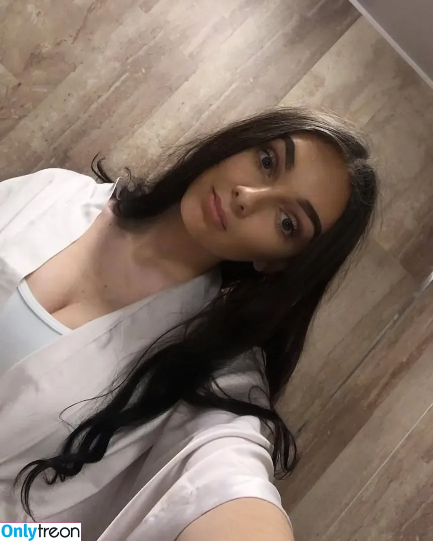 Emily Alys Johns nude photo #0061 (ems_alysxx)