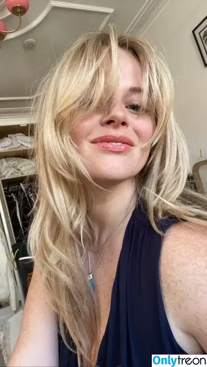 Emily Atack / emilyatack nude photo #0920