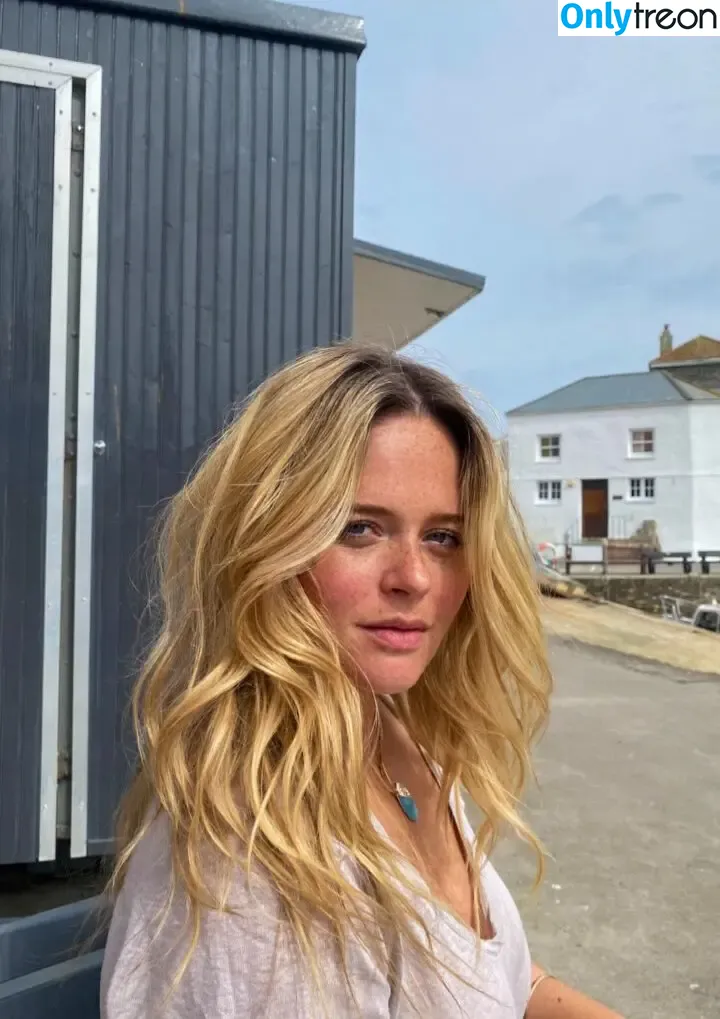 Emily Atack nude photo #0919 (emilyatack)