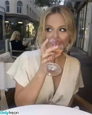 Emily Atack / emilyatack фото голая #1013