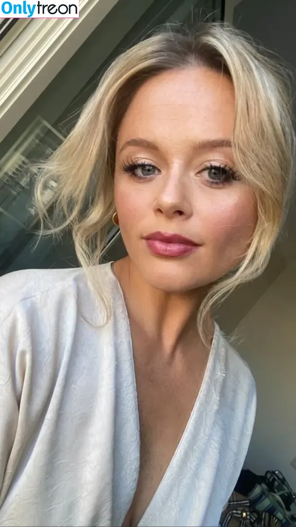 Emily Atack голая photo #1012 (emilyatack)