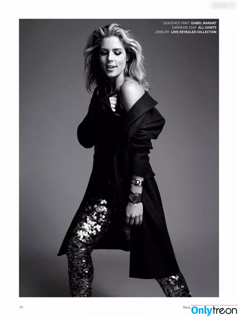 Emily Bett Rickards nude photo #0033 (emilybett)