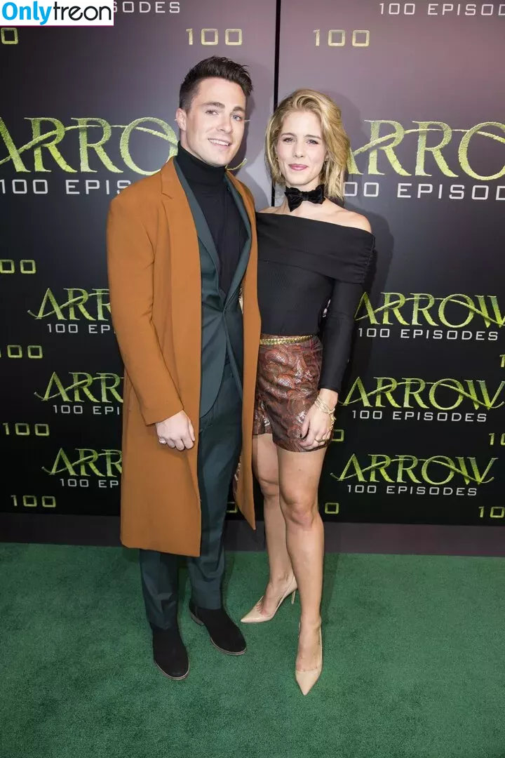 Emily Bett Rickards голая photo #0108 (emilybett)